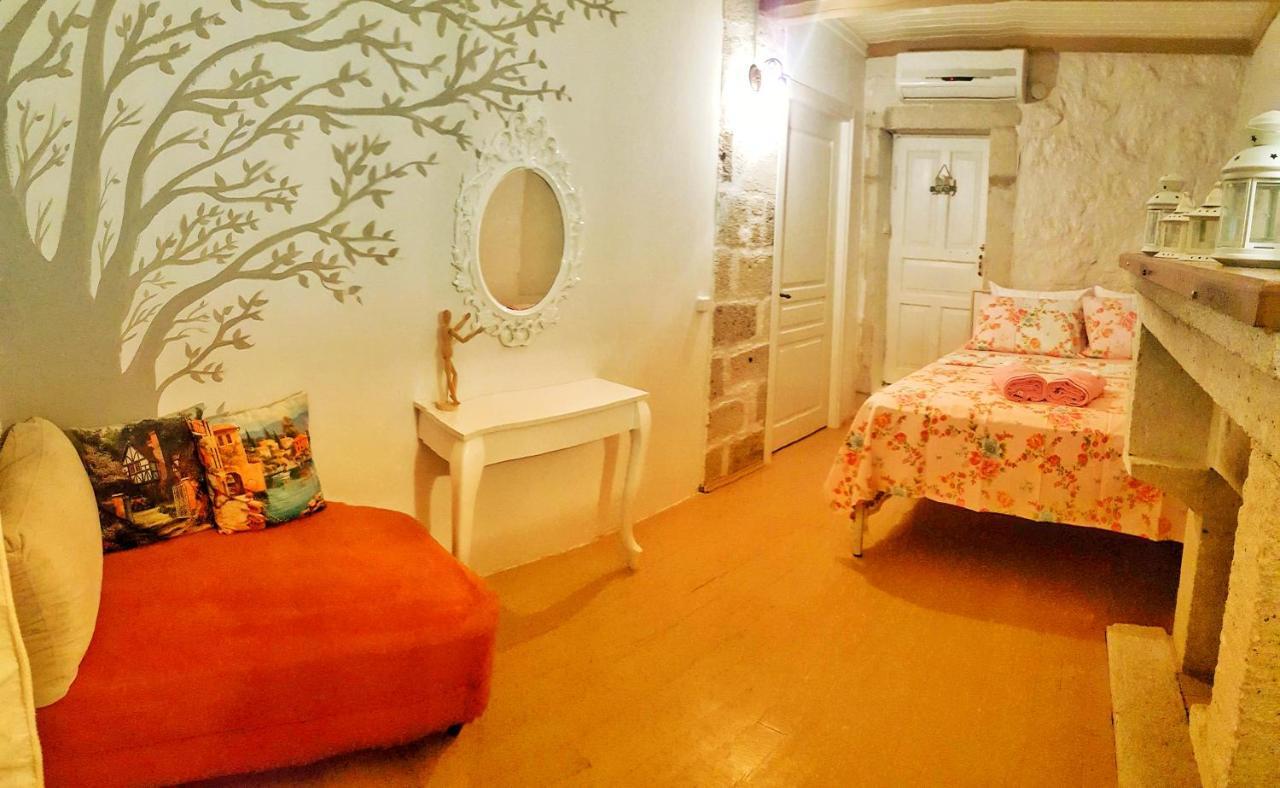 Lilyum Alaçatı - Taş Ev Exterior foto